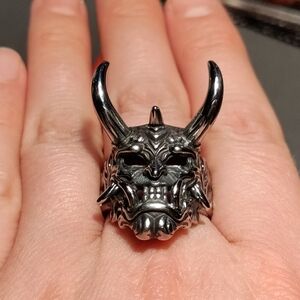 NEW Stainless Steel Bold Silver Demon Skull Japanese Oni Mask Ring